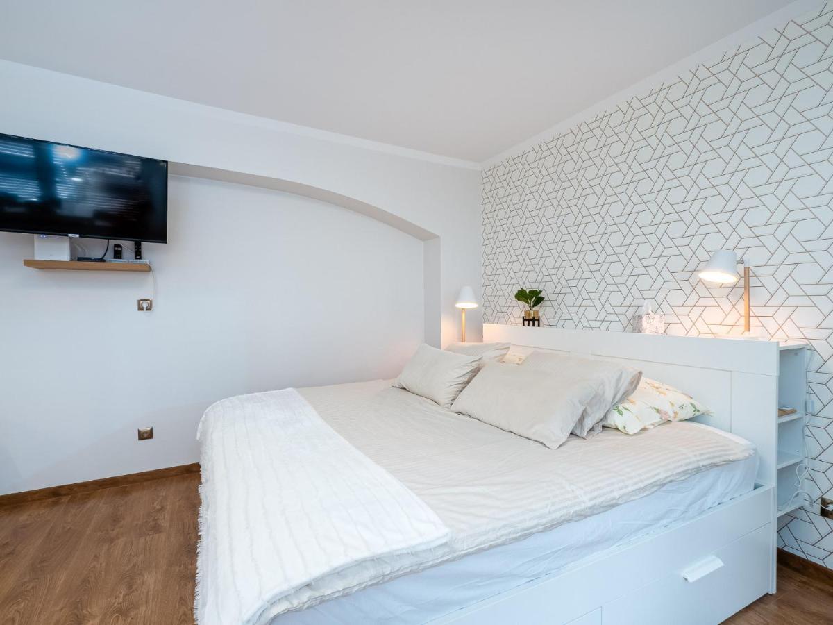 Apartament Delux Aleja Nmp 8 - Free Parking Διαμέρισμα Ζεστοκόβα Εξωτερικό φωτογραφία